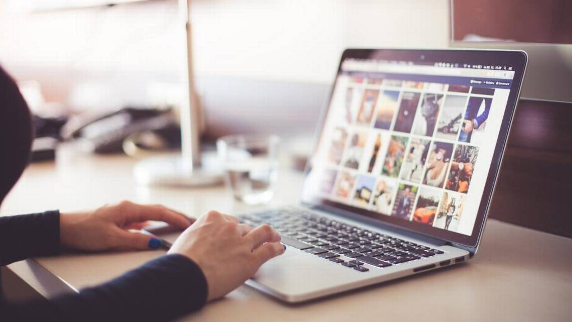 Вертикальная полоса на мониторе — как убрать